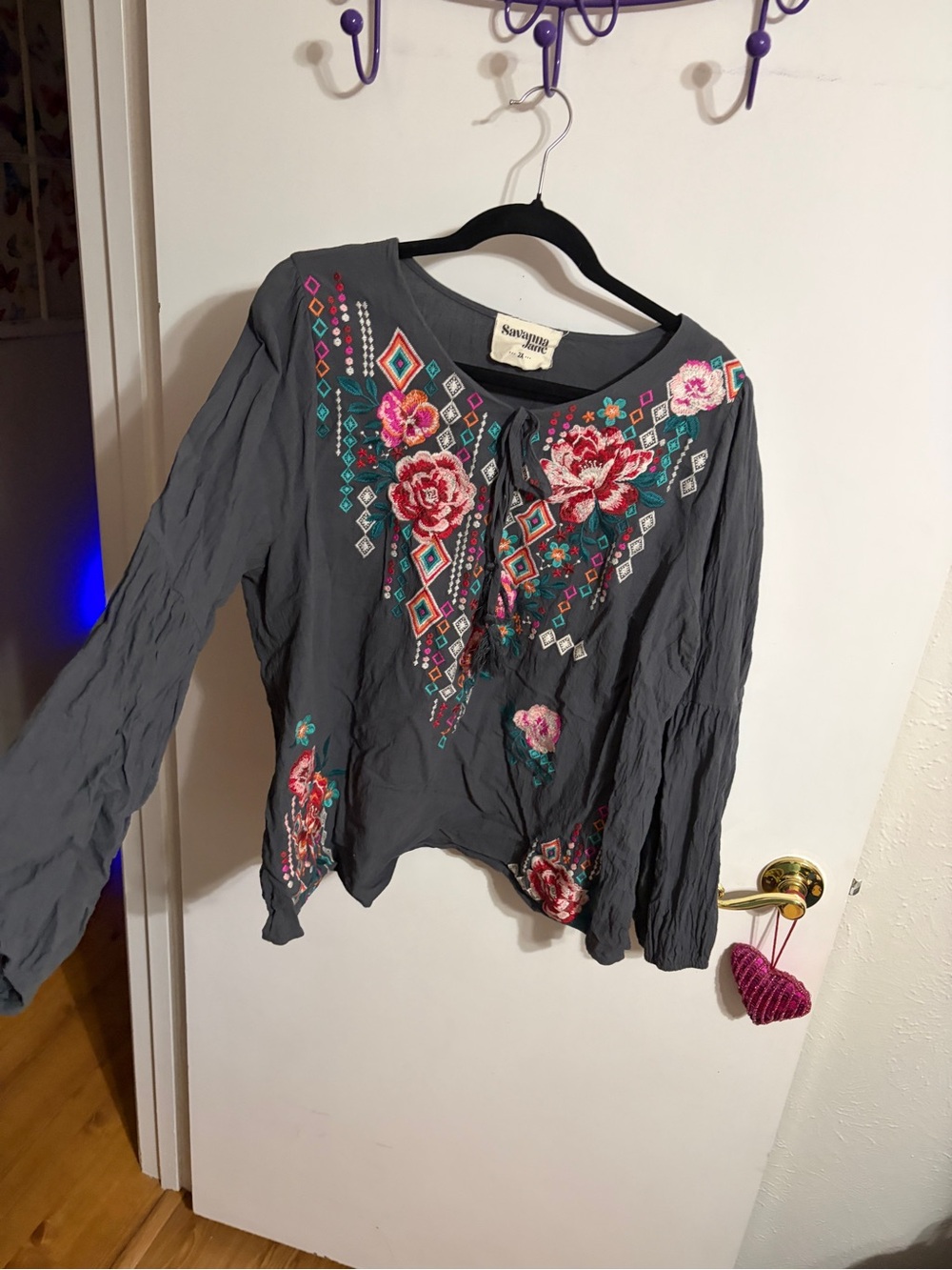💜 2X Savanna Jane Charcoal Floral Embroidered Boho Blouse with Pink and Teal - Picture 11 of 11